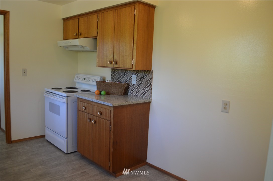 11615 Military Road Southwest Lakewood, WA 98498 - Photo 8 of 19 Gallery Image 8