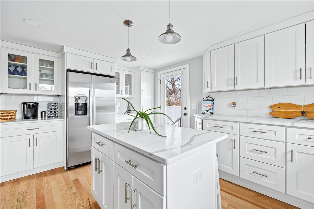 37 Parker Avenue Warren, RI 02885 - Photo 14 of 31