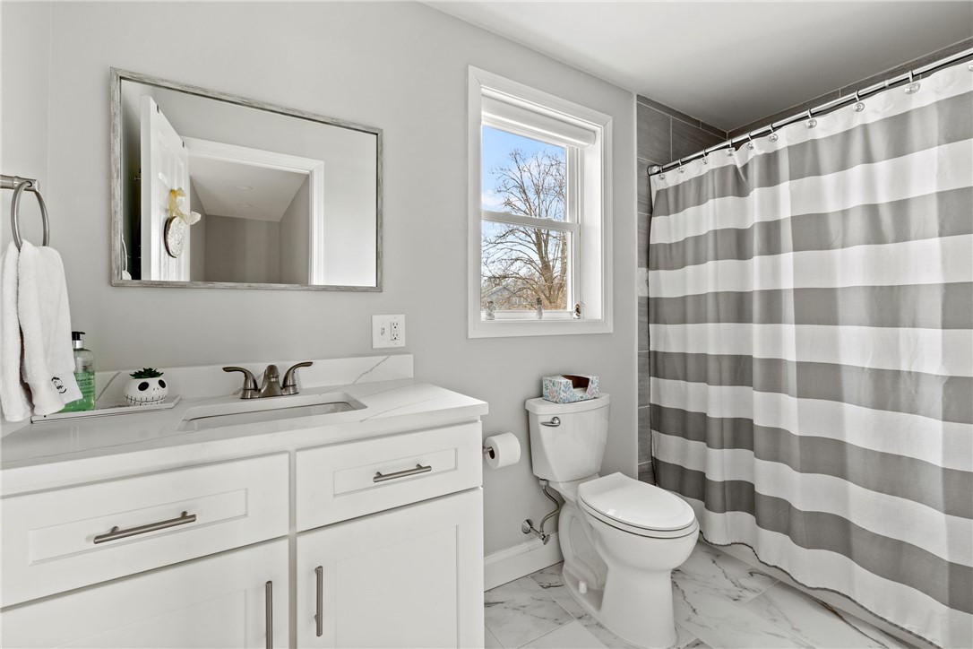 37 Parker Avenue Warren, RI 02885 - Photo 16 of 31