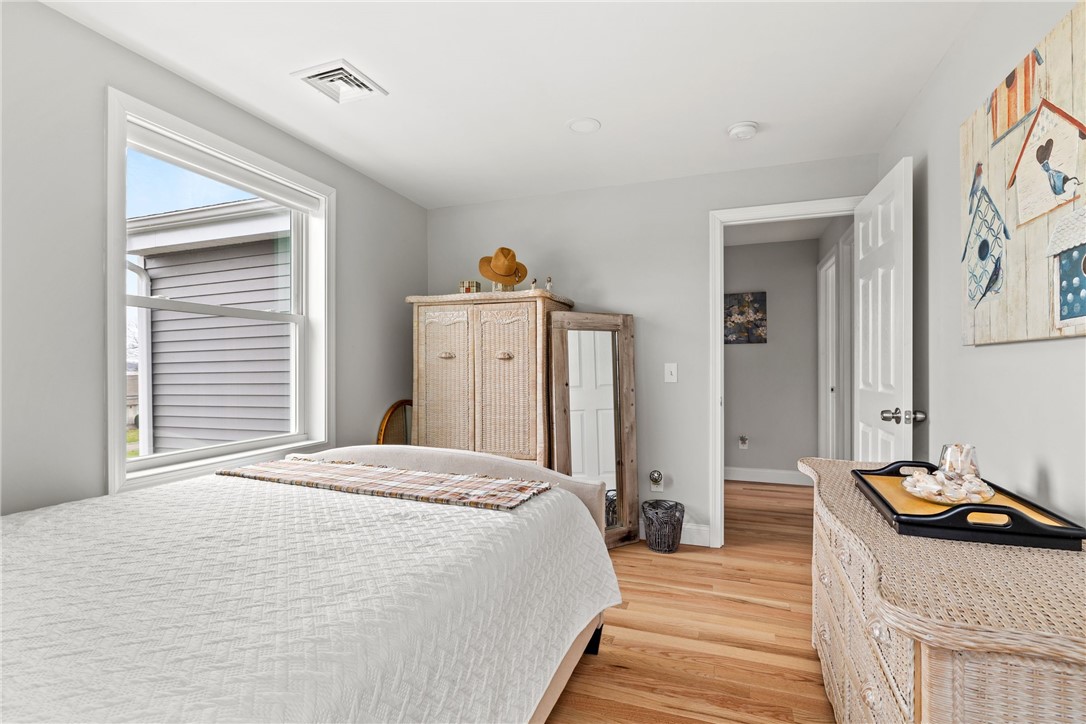 37 Parker Avenue Warren, RI 02885 - Photo 22 of 31