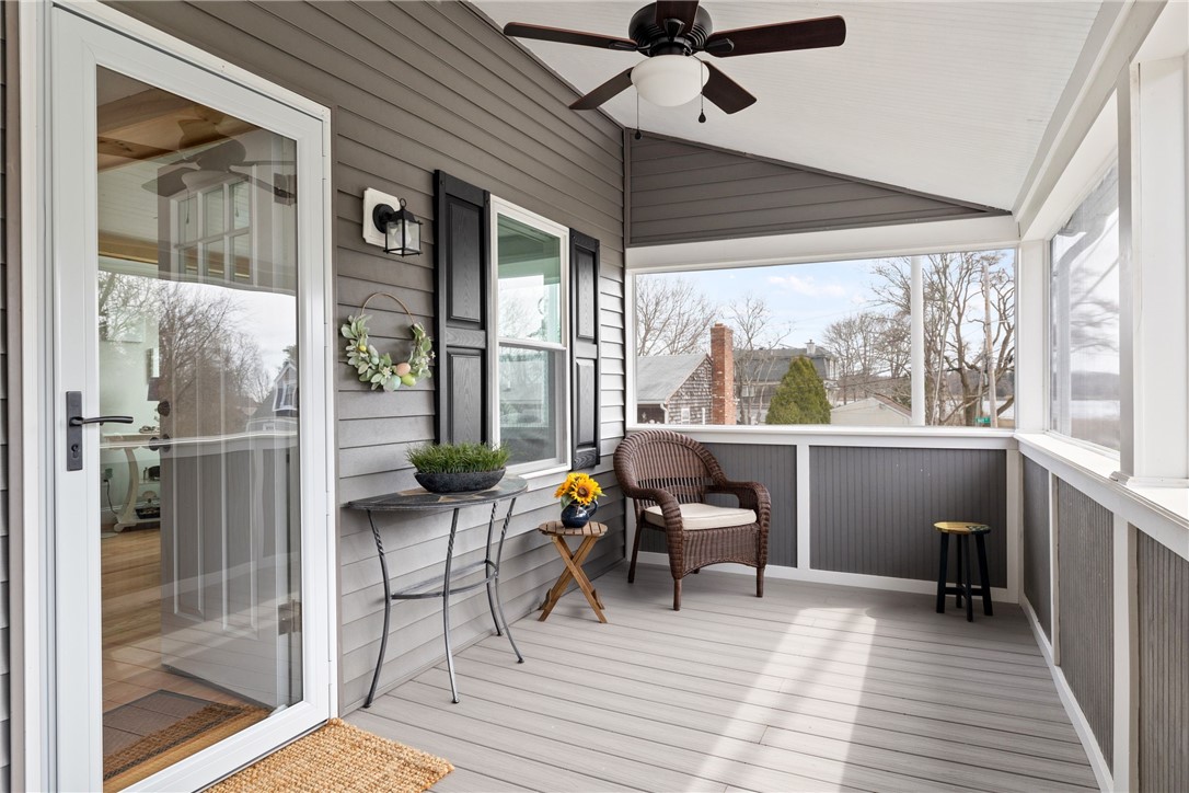 37 Parker Avenue Warren, RI 02885 - Photo 23 of 31