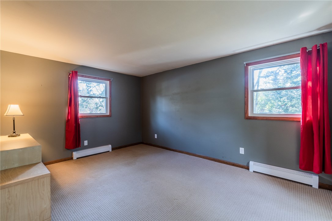 3 Henley Street Charlestown, RI 02813 - Photo 11 of 40