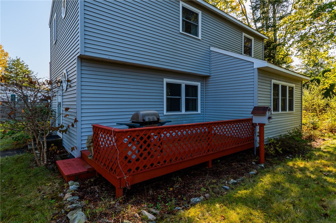 3 Henley Street Charlestown, RI 02813 - Photo 25 of 40