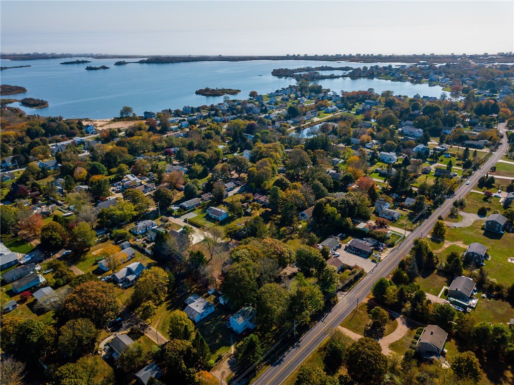 3 Henley Street Charlestown, RI 02813 - Photo 5 of 40