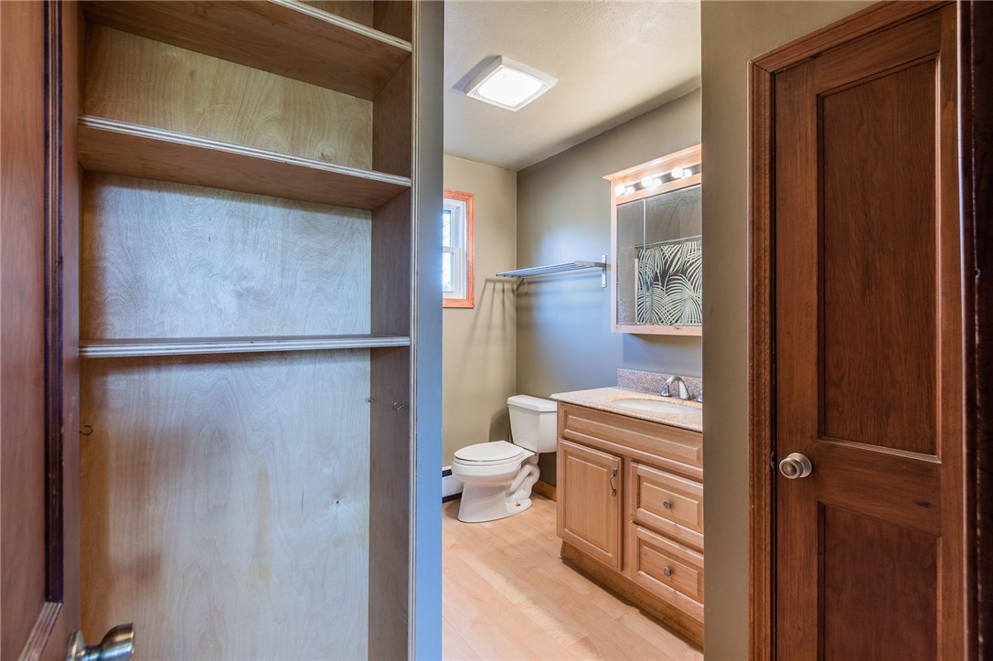 3 Henley Street Charlestown, RI 02813 - Photo 9 of 40