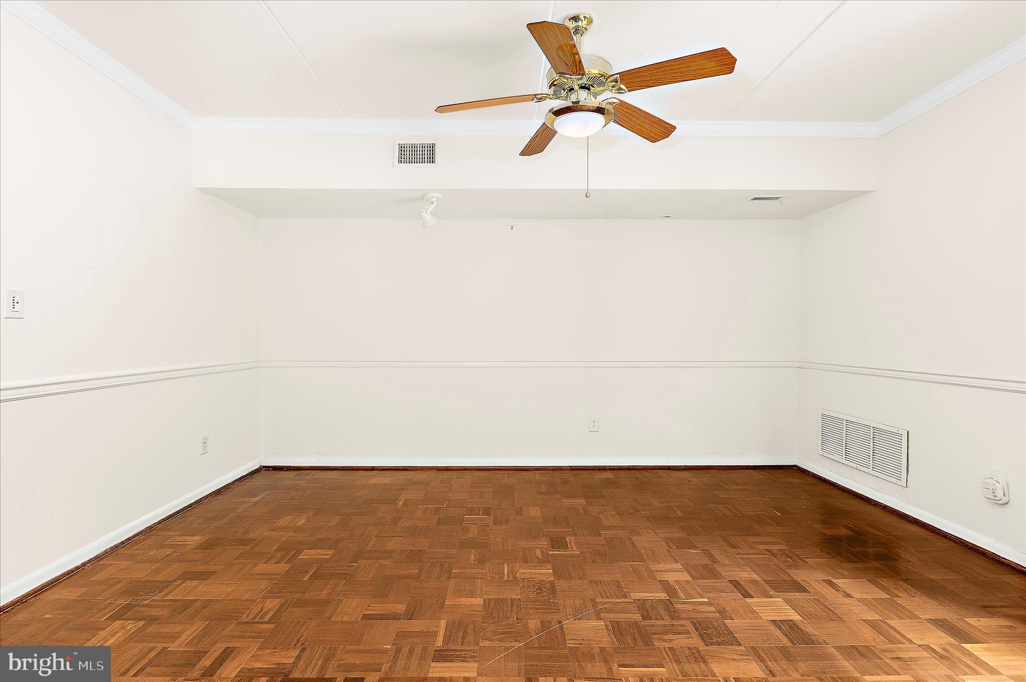 24 Fencepost Court, Unit G Baltimore, MD 21208 - Photo 13 of 54 Dining Room