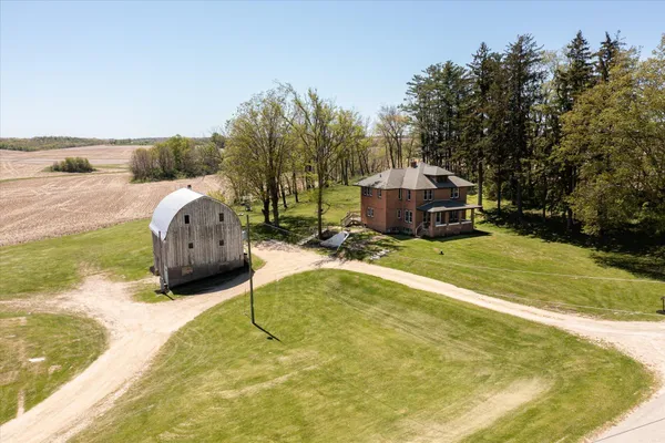 $385,000 | E7155 Traastad Road, Franklin, WI 54665