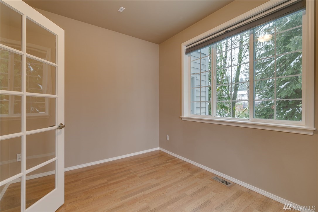 2533 179th Street Southeast Bothell, WA 98012 - Photo 15 of 27