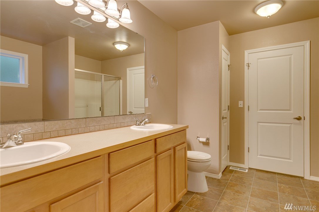2533 179th Street Southeast Bothell, WA 98012 - Photo 19 of 27