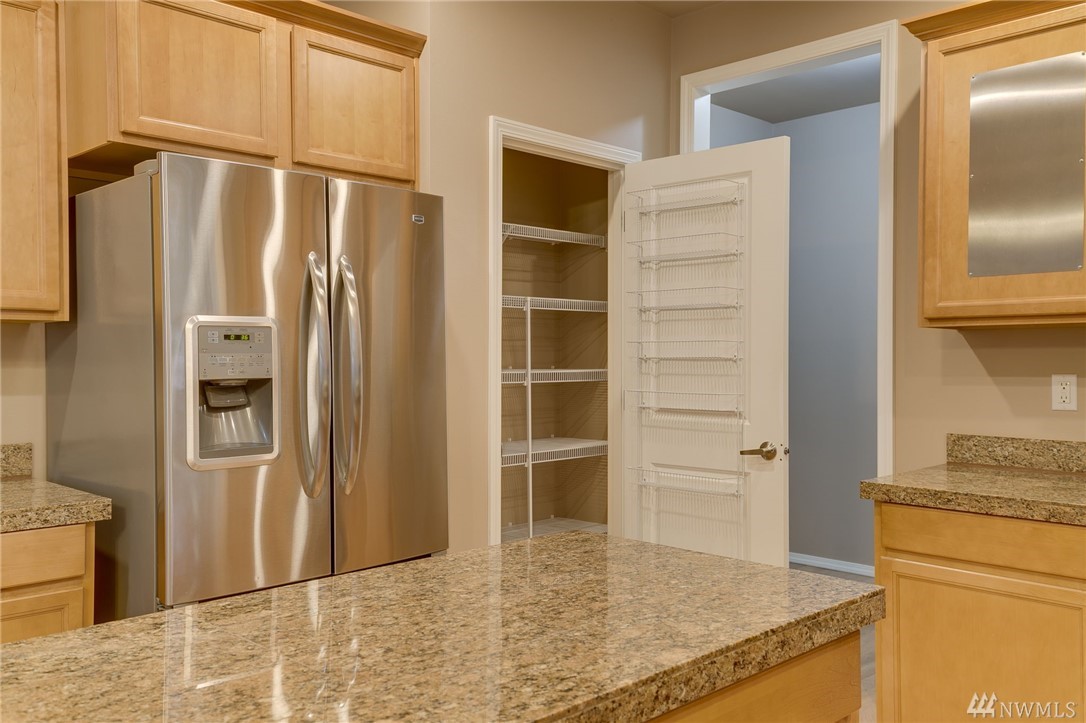 2533 179th Street Southeast Bothell, WA 98012 - Photo 6 of 27