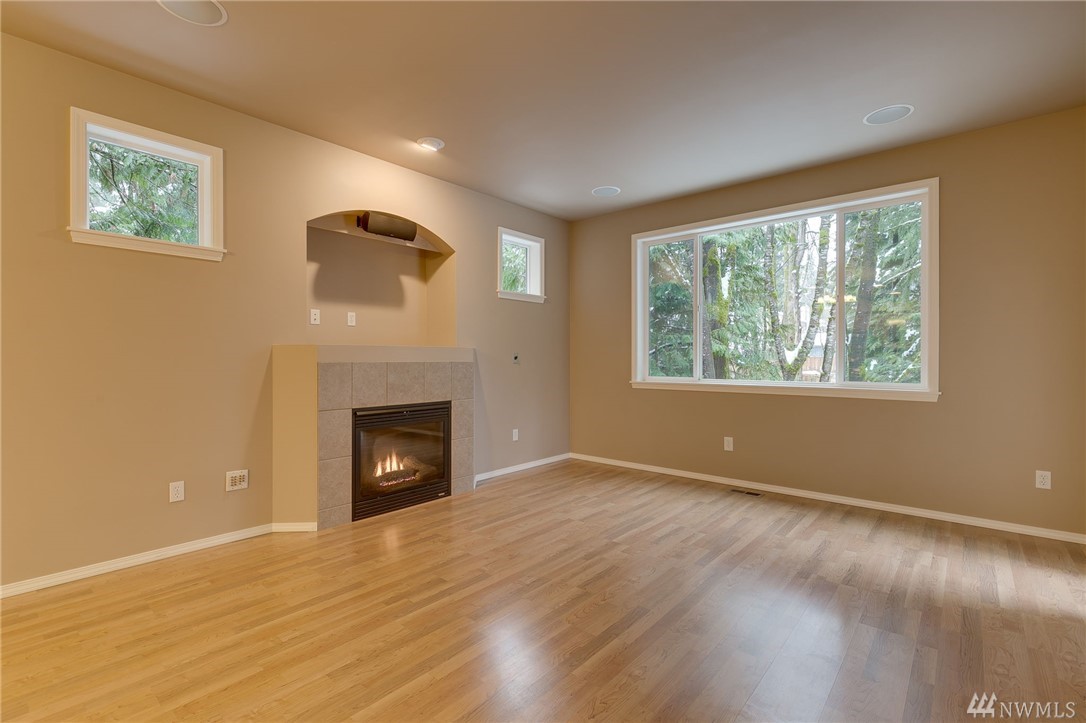 2533 179th Street Southeast Bothell, WA 98012 - Photo 8 of 27