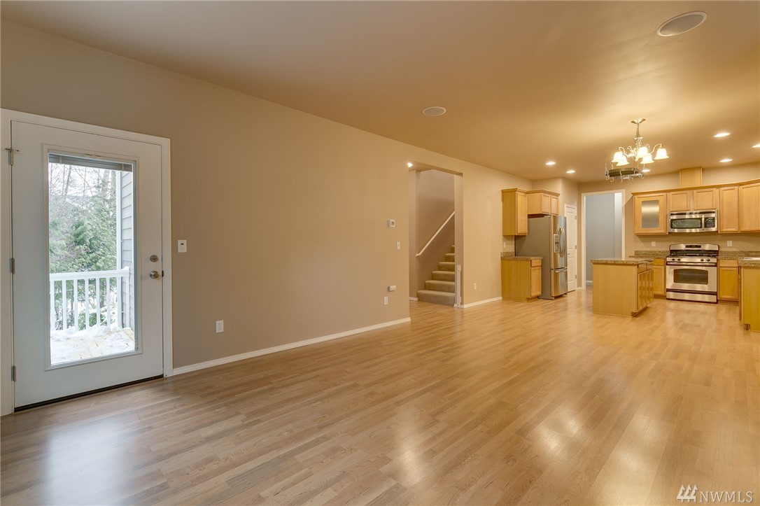 2533 179th Street Southeast Bothell, WA 98012 - Photo 9 of 27