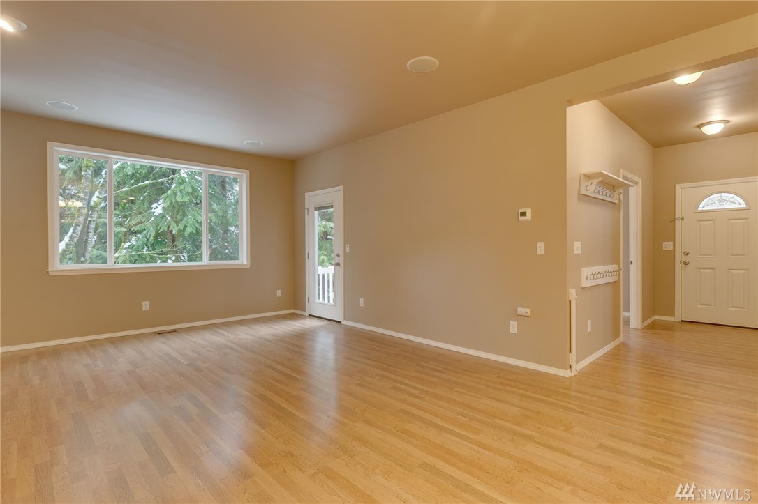 2533 179th Street Southeast Bothell, WA 98012 - Photo 10 of 27