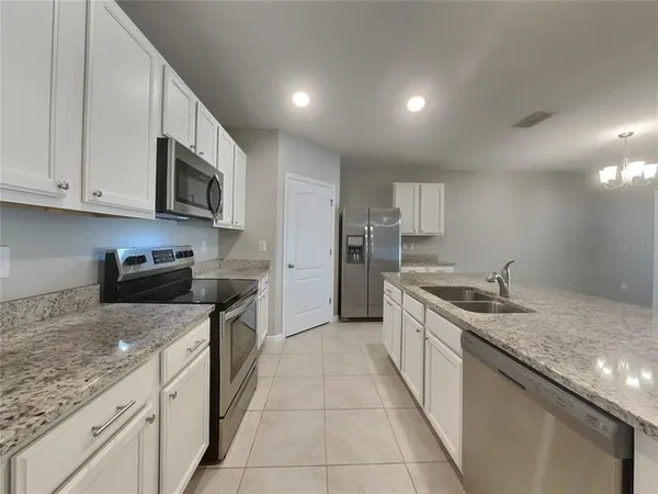 $2,389 | Undisclosed Address, Mount Dora, FL 32757