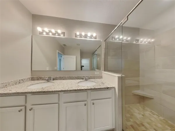 $2,389 | Undisclosed Address, Mount Dora, FL 32757