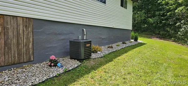 $190,000 | 11498 Weatherman Drive, Mountain Grove, MO 65711