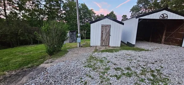 $190,000 | 11498 Weatherman Drive, Mountain Grove, MO 65711