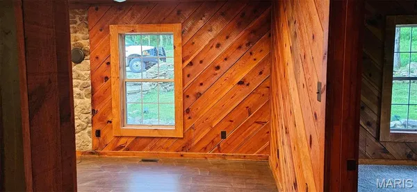 $190,000 | 11498 Weatherman Drive, Mountain Grove, MO 65711