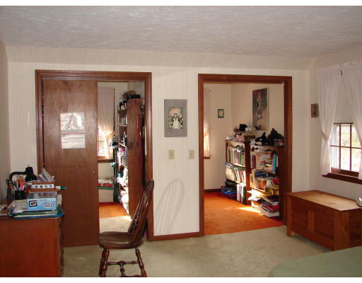 8 Tanglewood Road Sterling, MA 01564 - Photo 8 of 10