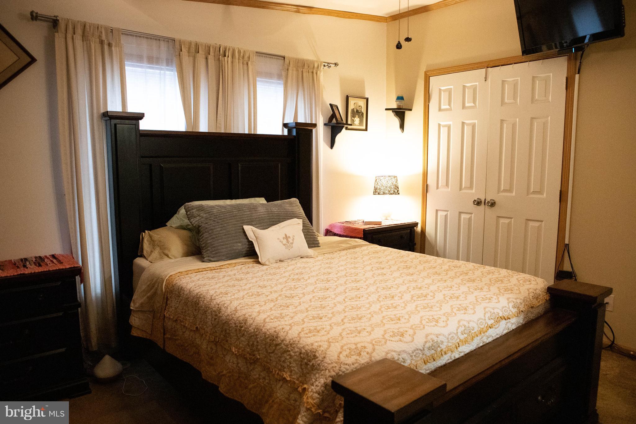 4312 Ridge Drive Mount Airy, MD 21771 - Photo 16 of 24 Large Master Bedroom