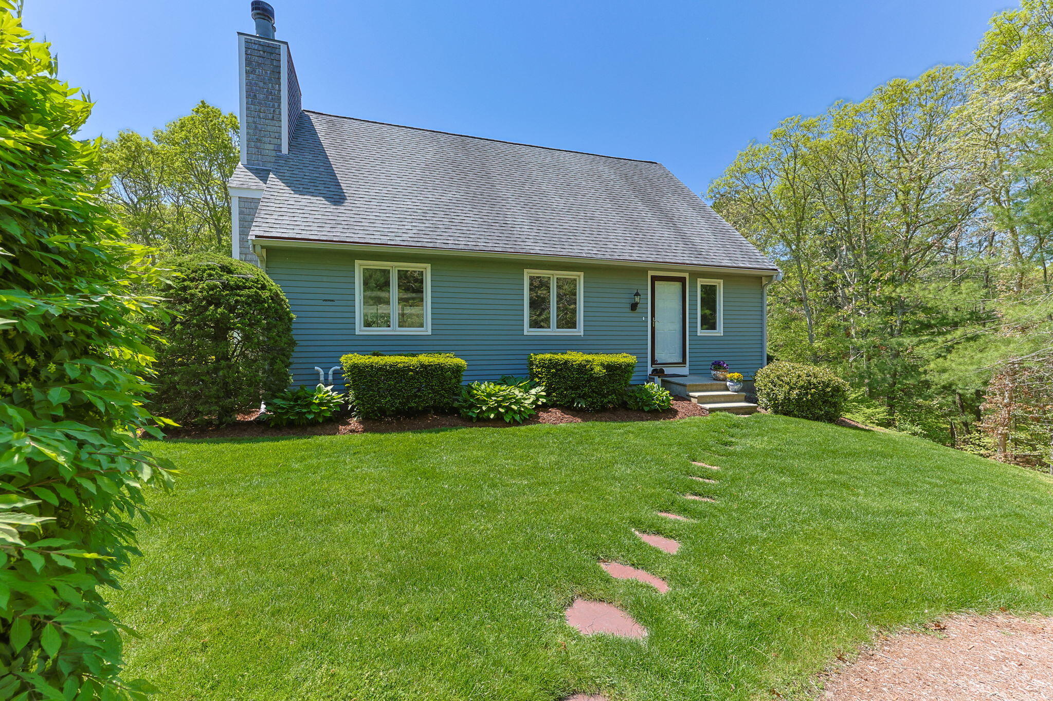 17 Claus Way Marstons Mills, MA 02648 - Photo 2 of 45 52-web-or-mls-17-claus-way