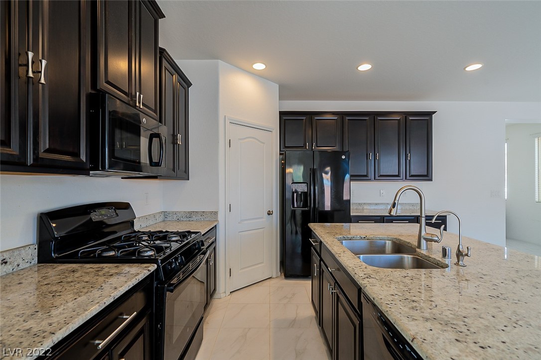 458 Bead Test Road Las Vegas, NV 89178 - Photo 4 of 30 Gallery Image 4