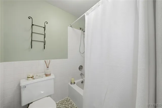 $539,000 | 146 Bridle Path, Amherst, NY 14221