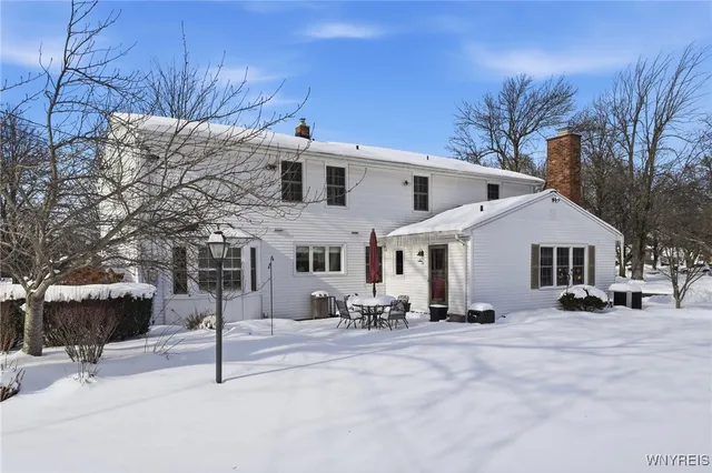 $539,000 | 146 Bridle Path, Amherst, NY 14221