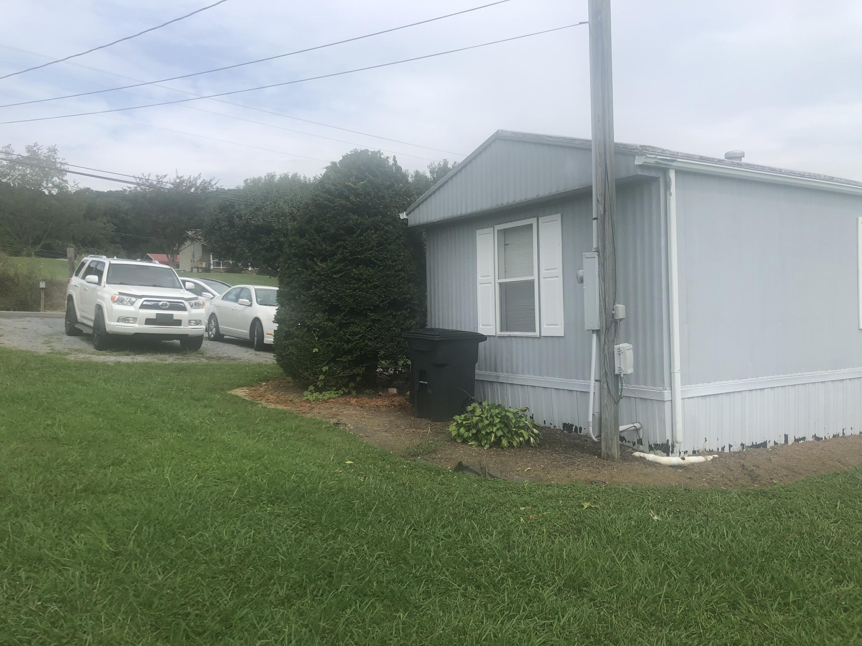 2170 Siam Road Elizabethton, TN 37643 - Photo 8 of 56 2C2B67D8-AAC3-45E4-8E3A-5933DB321C8F