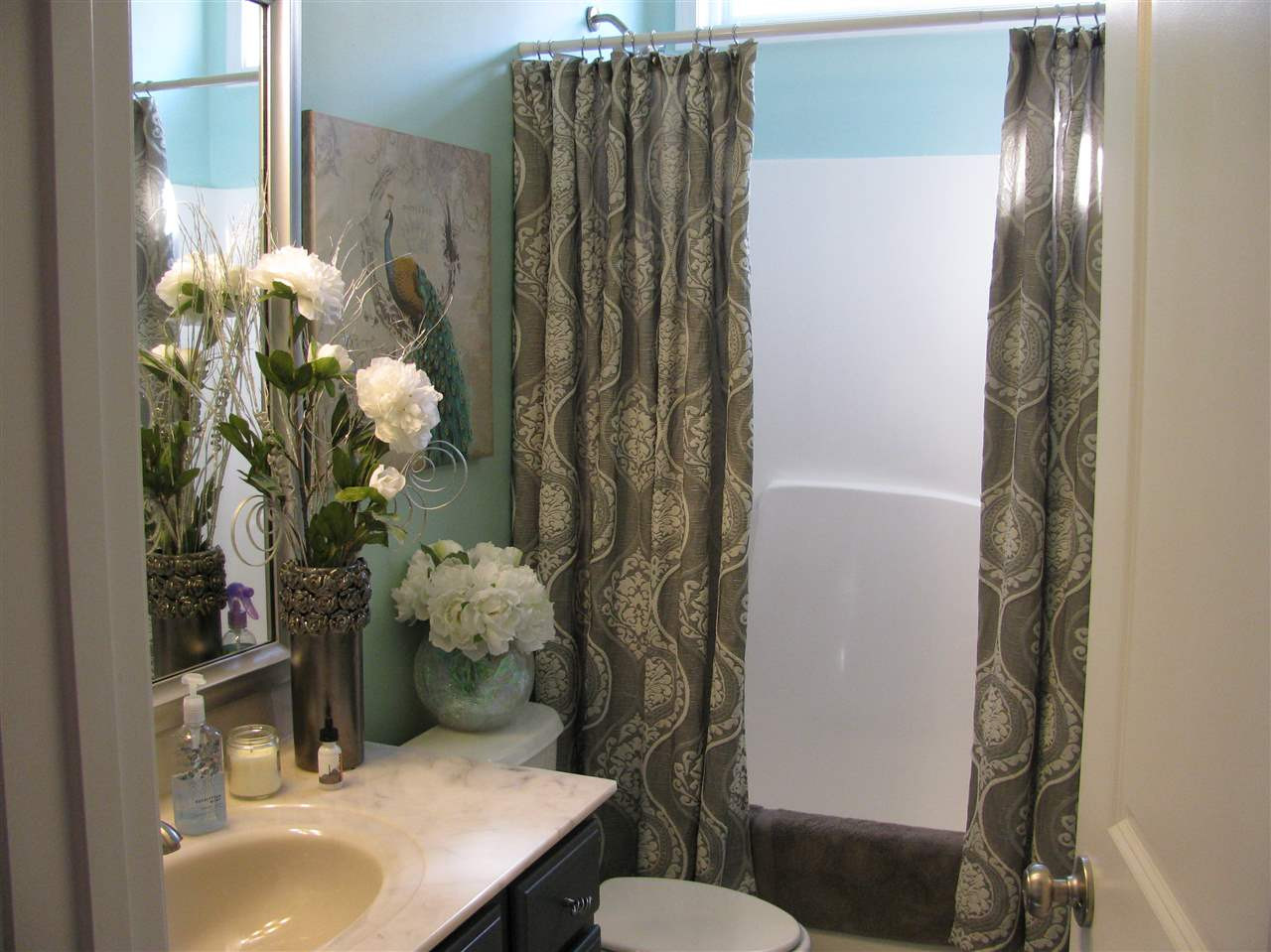 2120 Crockett Ridge Road Fuquay-Varina, NC 27526 - Photo 13 of 16 Bathroom