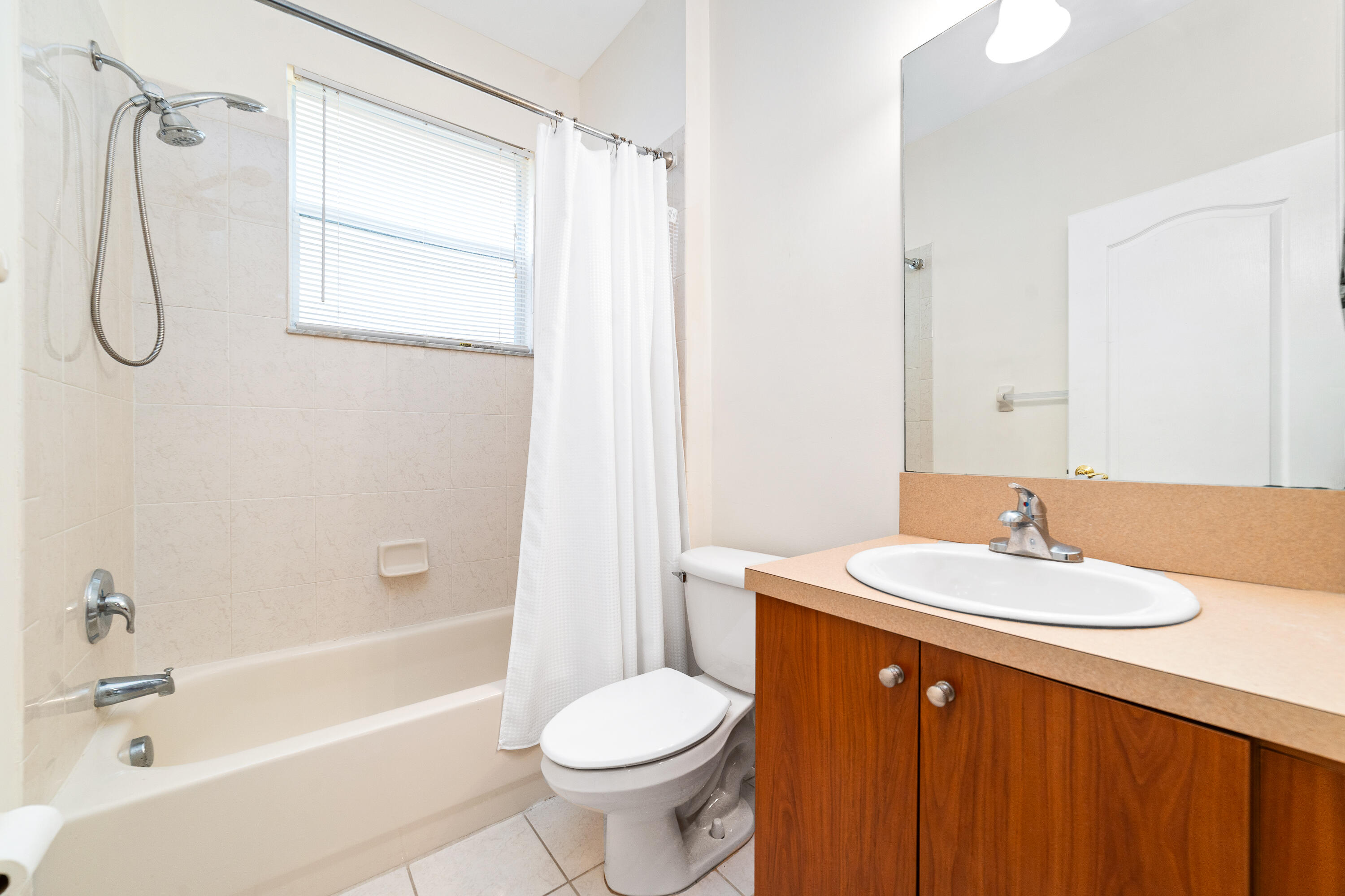 6004 Spring Lake Terrace Fort Pierce, FL 34951 - Photo 16 of 52 DSC01220