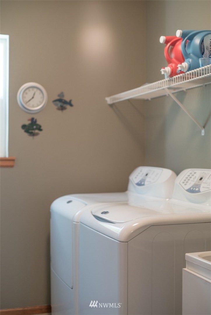 5622 Northeast 1st Circle Renton, WA 98059 - Photo 23 of 25