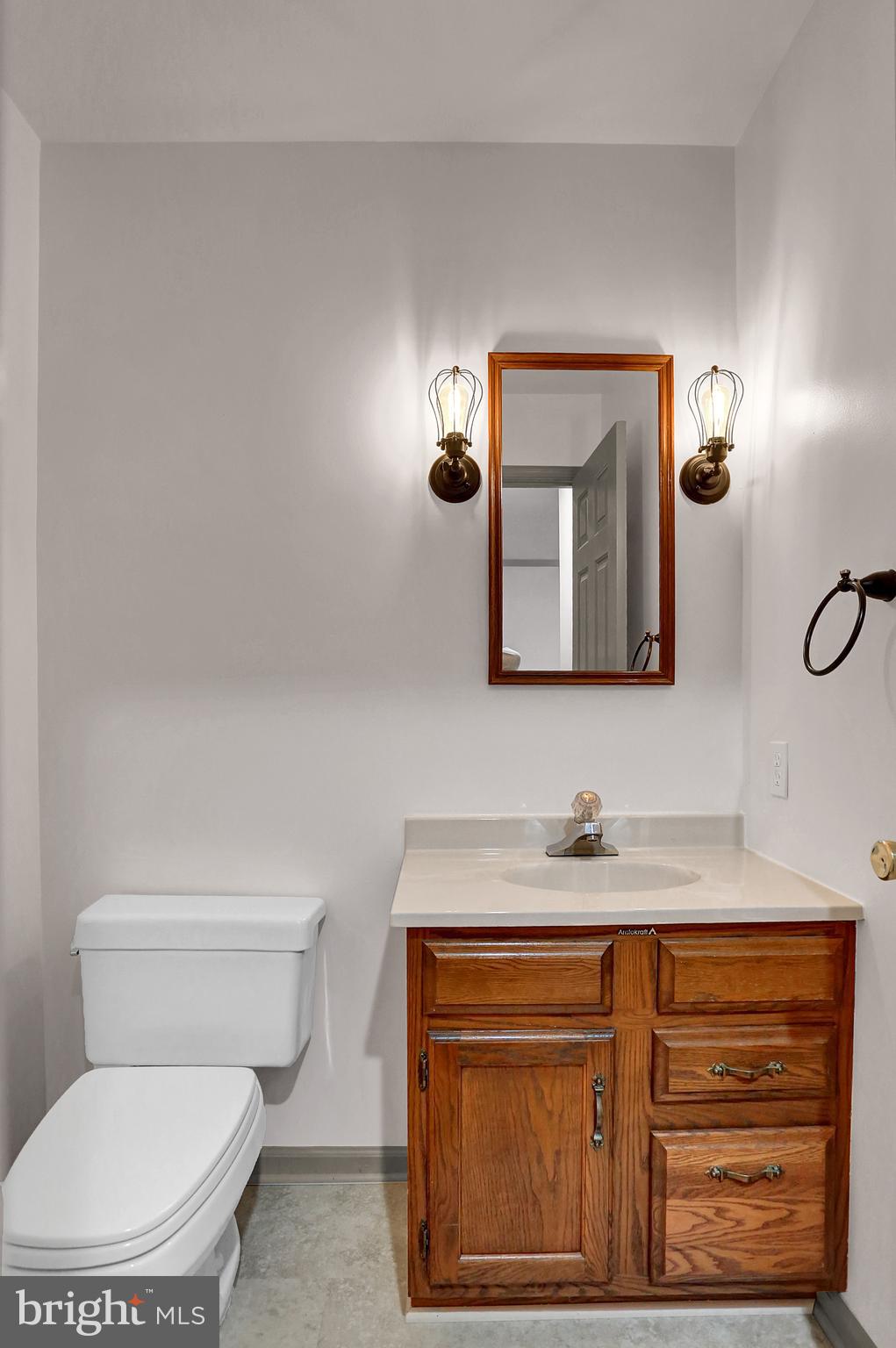 1004 Chambers Ridge York, PA 17402 - Photo 14 of 30 Gallery Image 14