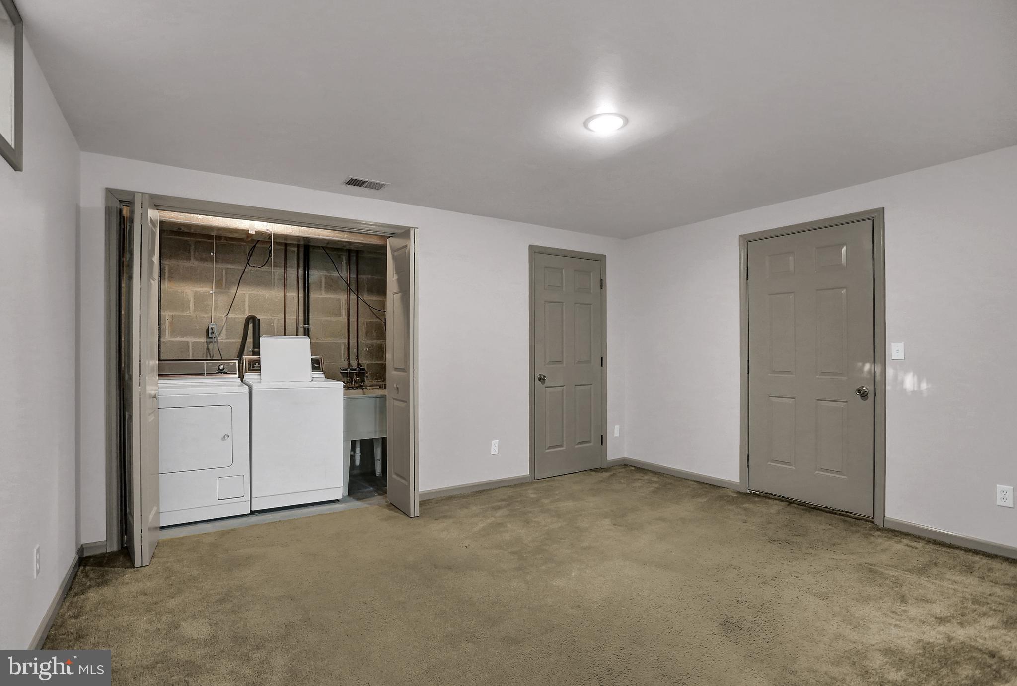 1004 Chambers Ridge York, PA 17402 - Photo 24 of 30 Gallery Image 24