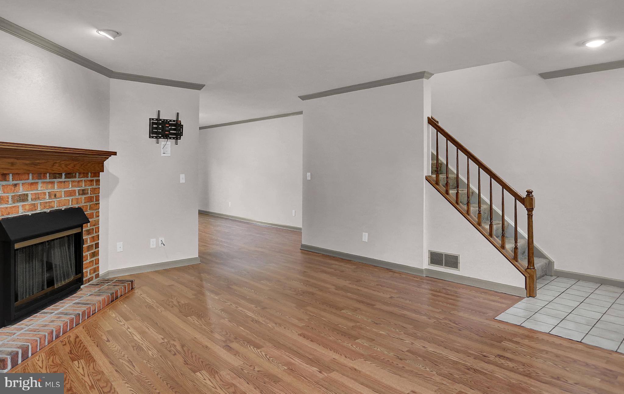 1004 Chambers Ridge York, PA 17402 - Photo 4 of 30 Gallery Image 4