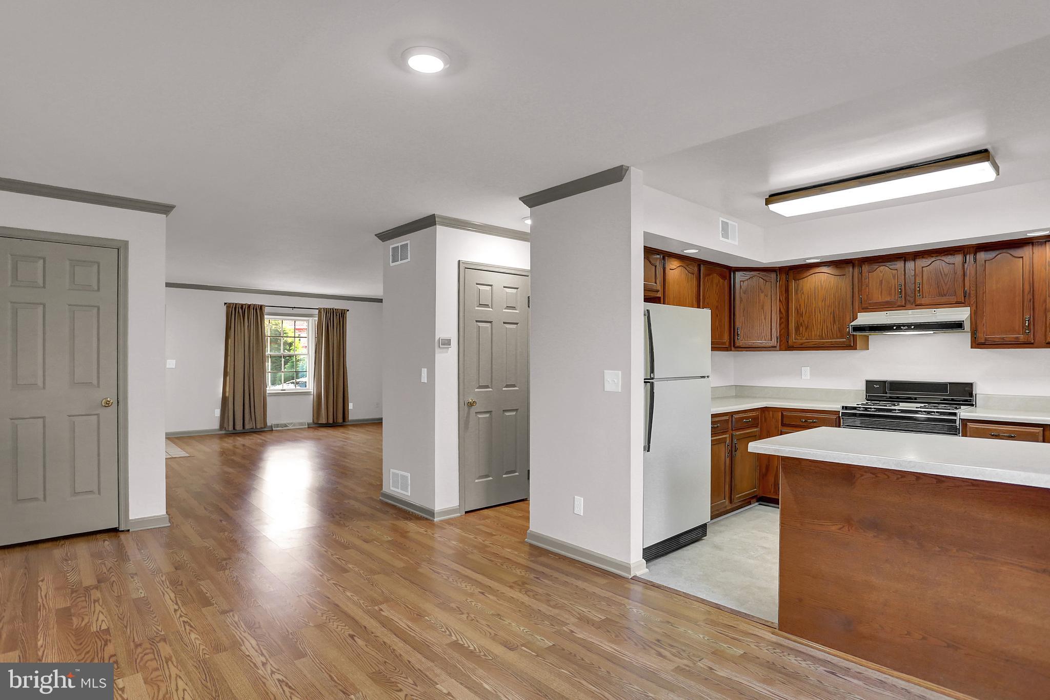 1004 Chambers Ridge York, PA 17402 - Photo 9 of 30 Gallery Image 9