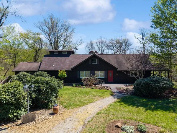 $1,300,000 | 2705 Radebaugh Road, Jeannette, PA 15644