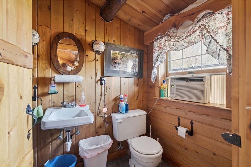 2705 Radebaugh Road Jeannette, PA 15644 - Photo 41 of 50