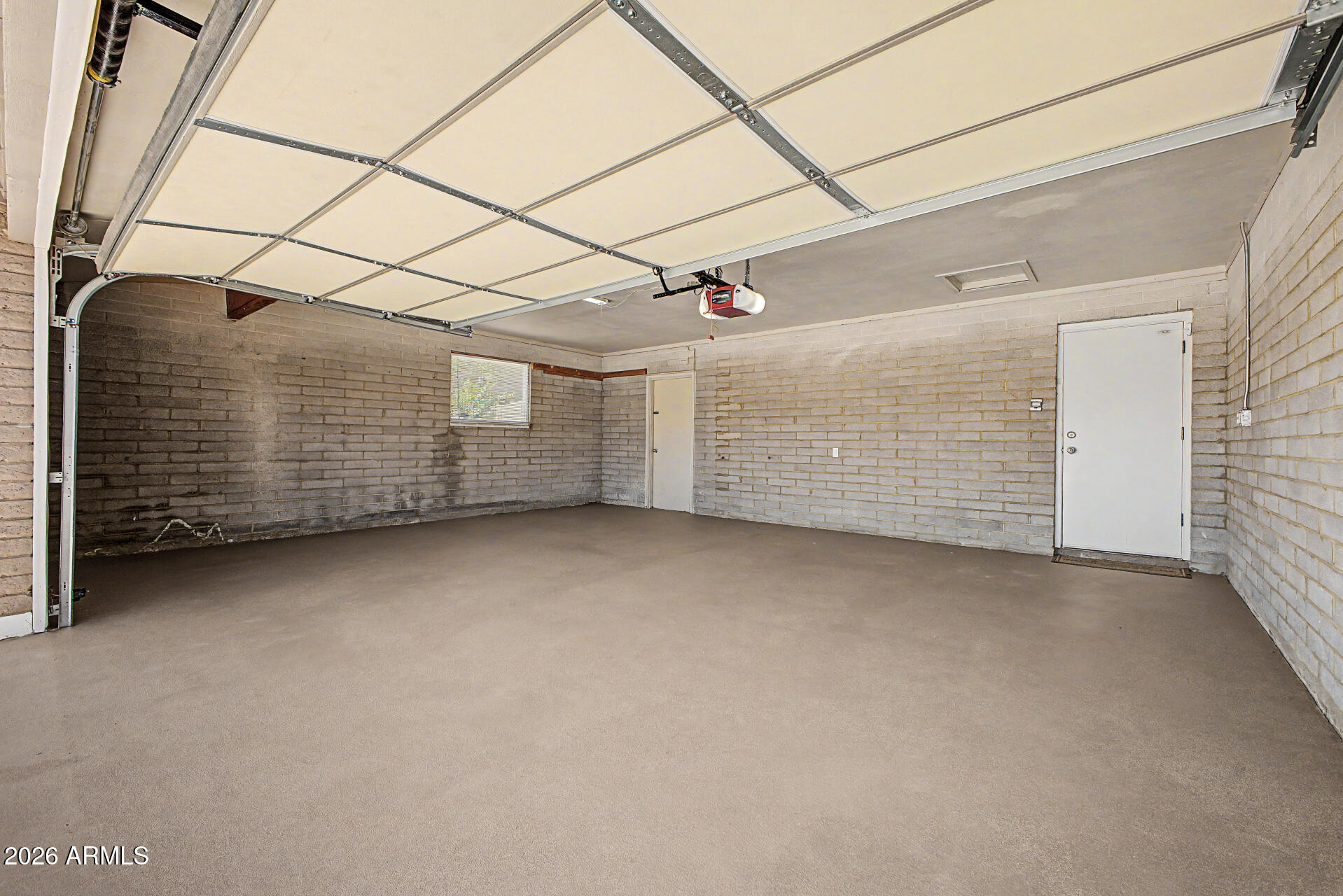 3910 East Shangri La Road Phoenix, AZ 85028 - Photo 32 of 33