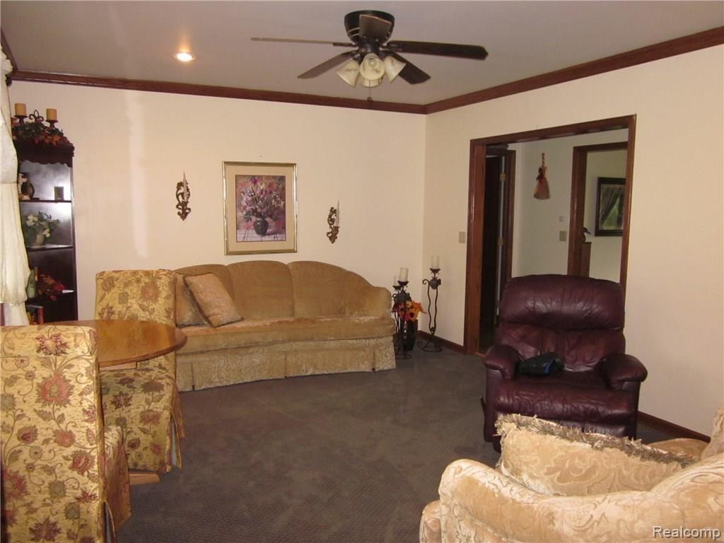 1596 Rulane Drive Lapeer, MI 48446 - Photo 17 of 27 IMG_1946.JPG