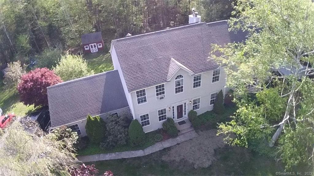37 Hidden Hill Road New Hartford, CT 06057 - Photo 3 of 36 front view of a house with a yard