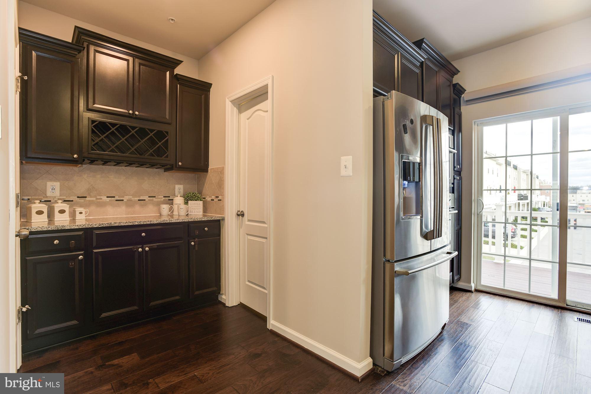 7565 Crowley Street Hanover, MD 21076 - Photo 6 of 40 Butlers Pantry | Massive Pantry | Stainless Steel