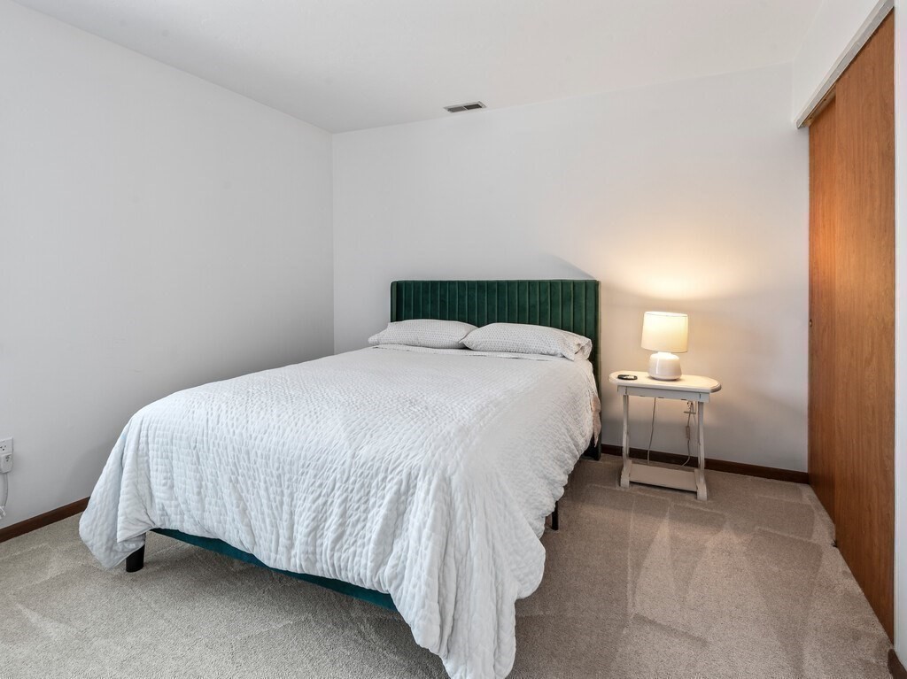 340 Sunderland Road, Unit 28 Worcester, MA 01604 - Photo 22 of 29