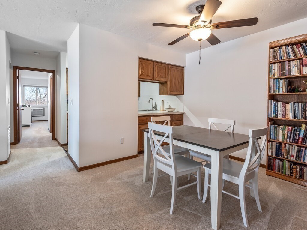 340 Sunderland Road, Unit 28 Worcester, MA 01604 - Photo 10 of 29