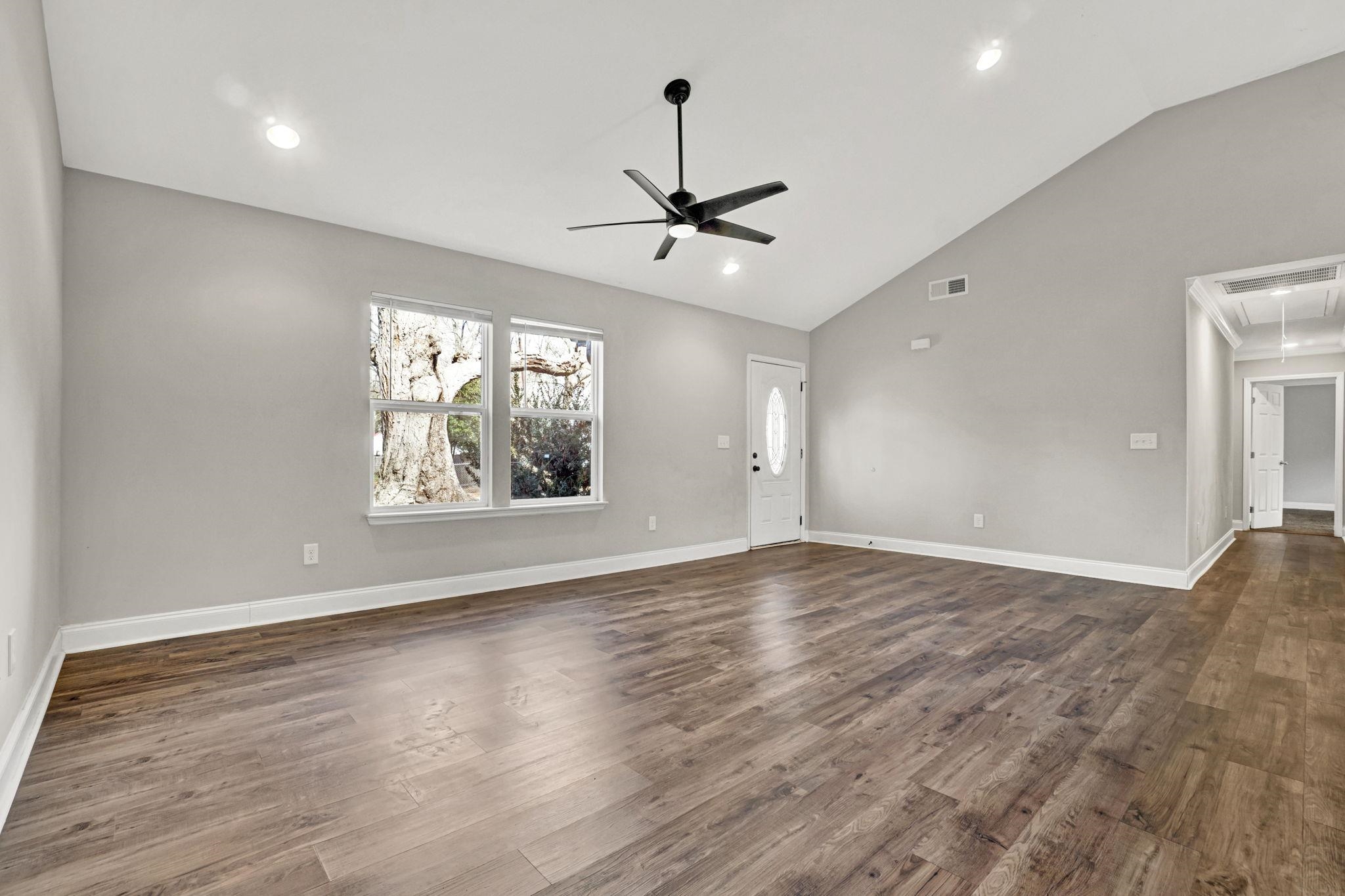 7 West 2nd Street Williamston, SC 29697 - Photo 8 of 36