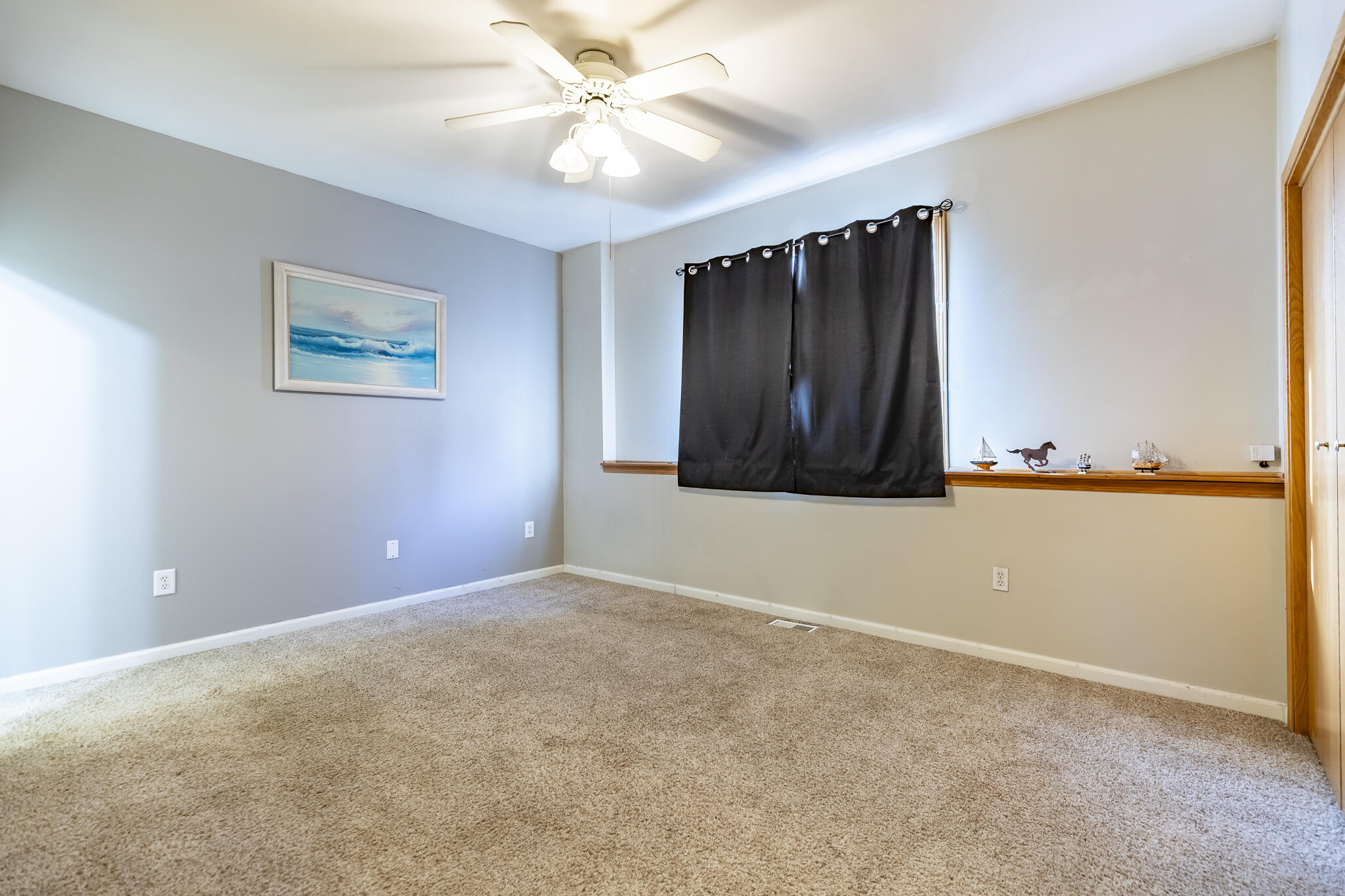 308 South Broad Street, Unit 12 Griffith, IN 46319 - Photo 15 of 19 2054x1369