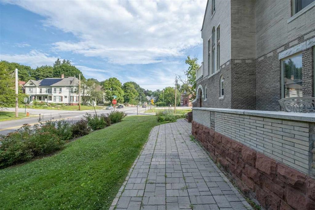 113 School Street Concord, NH 03301 - Photo 5 of 19