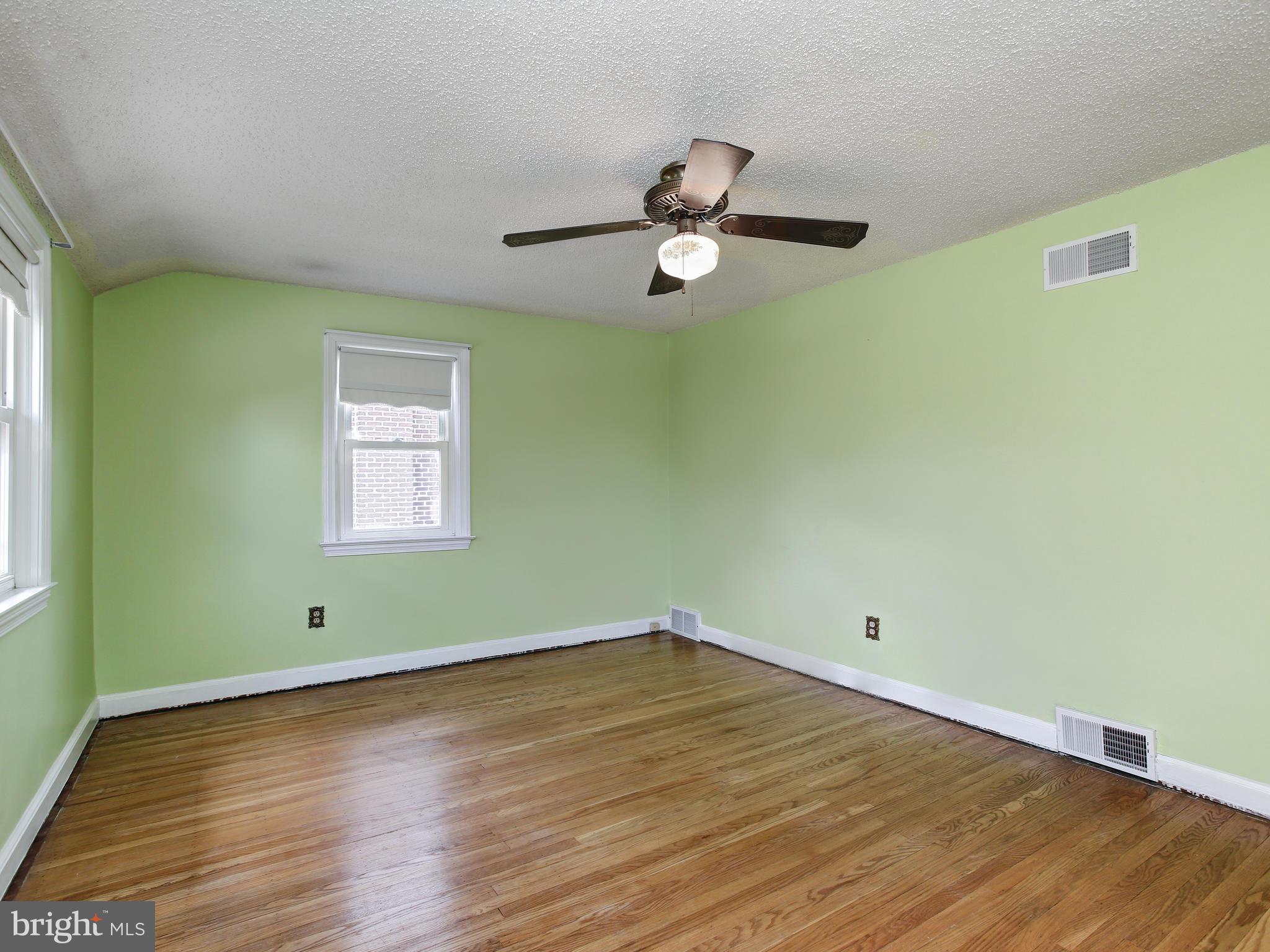 521 Achille Road Havertown, PA 19083 - Photo 12 of 24 Master Bedroom