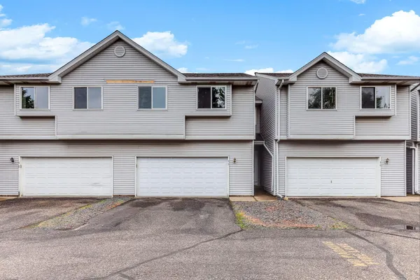 $287,900 | 1624 Namekagon Street, Unit 11, Hudson, WI 54016