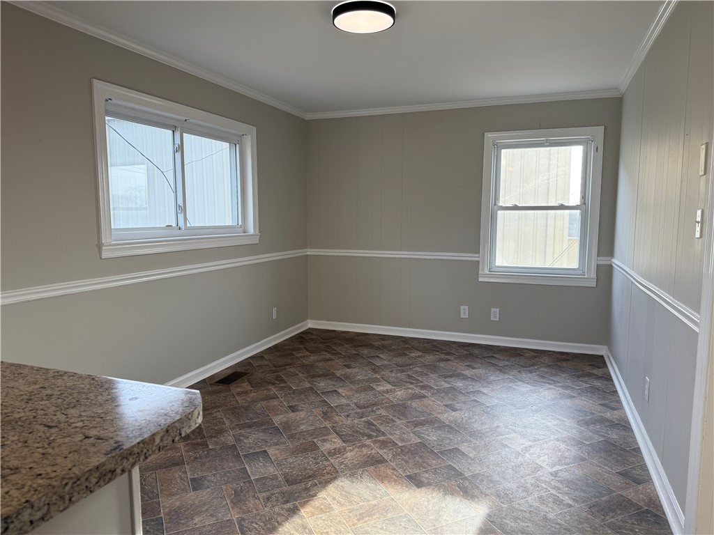 325 Circle Drive Pendleton, SC 29670 - Photo 5 of 21 This inviting space features durable flooring and ample natural light, ideal for everyday living.